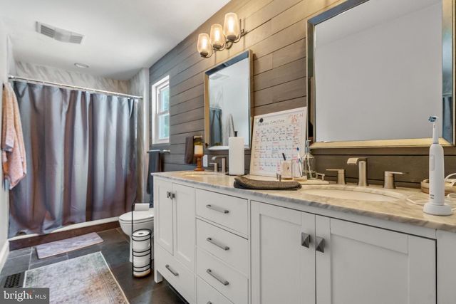 12 LINKS WAY, Marlton, NJ 08053