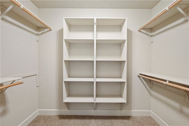 1815 Lakeshore Circle, College Station, TX 77845