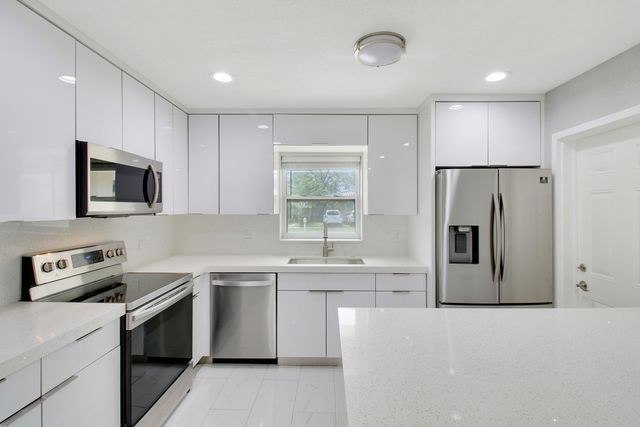 1231 SW 32nd Street, Fort Lauderdale, FL 33315