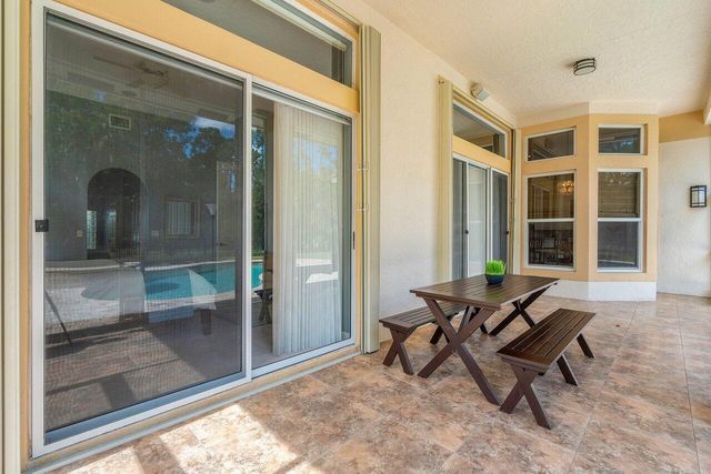 15522 Cypress Park Drive, Wellington, FL 33414