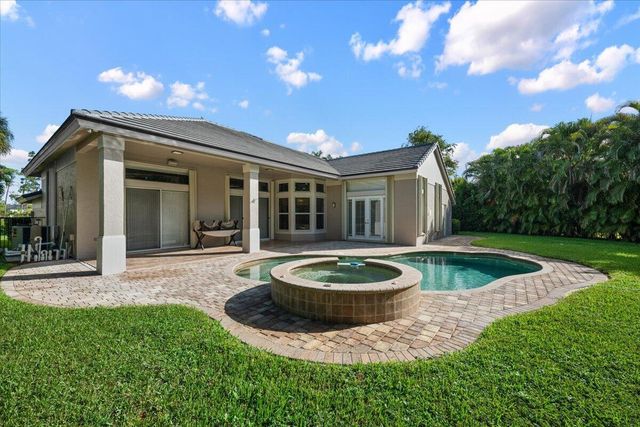 15522 Cypress Park Drive, Wellington, FL 33414