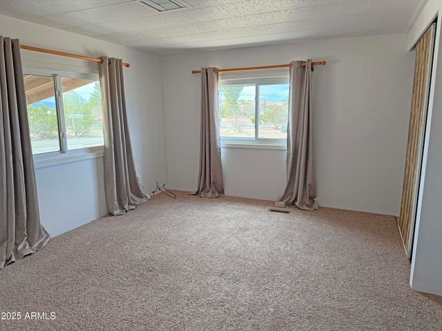 4715 N DRIFTING SANDS Road, Rimrock, AZ 86335