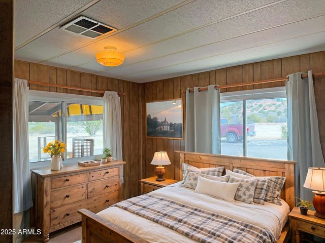 4715 N DRIFTING SANDS Road, Rimrock, AZ 86335