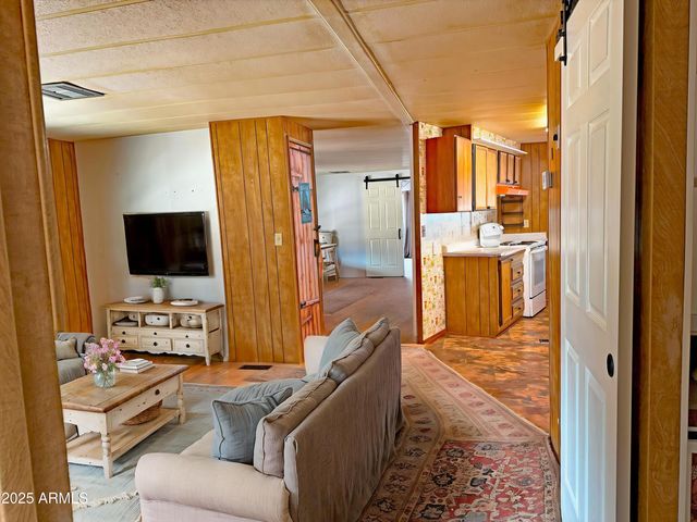 4715 N DRIFTING SANDS Road, Rimrock, AZ 86335