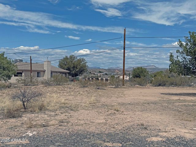 4715 N DRIFTING SANDS Road, Rimrock, AZ 86335