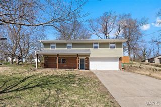 409 Wilson Avenue, Collinsville, IL 62234
