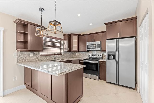 11288 SW 59th Court ., Cooper City, FL 33330