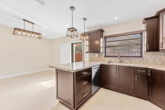 11288 SW 59th Court ., Cooper City, FL 33330