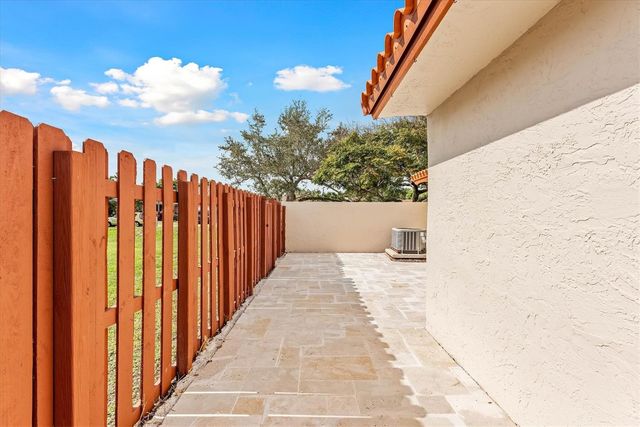 11288 SW 59th Court ., Cooper City, FL 33330