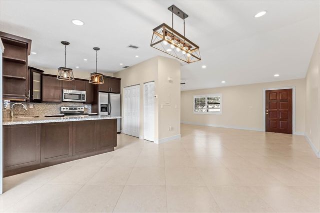 11288 SW 59th Court ., Cooper City, FL 33330