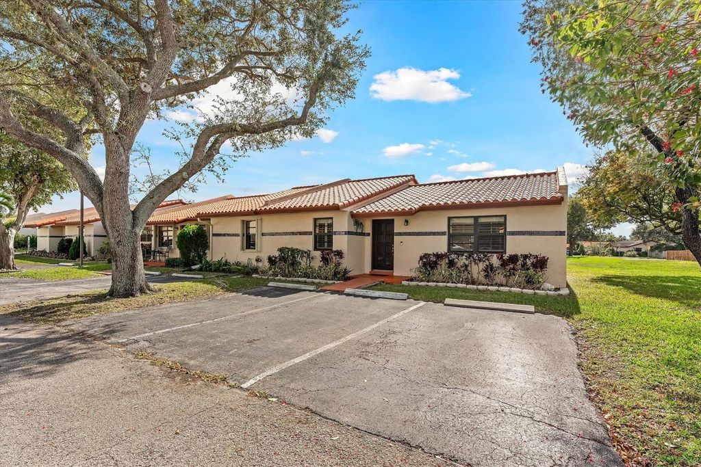 11288 SW 59th Court ., Cooper City, FL 33330