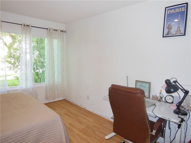 23515 Lyons Avenue 116, Valencia, CA 91355