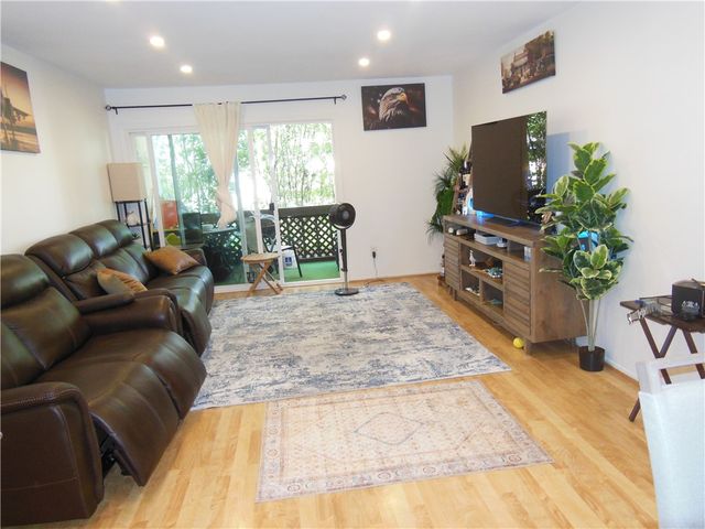 23515 Lyons Avenue 116, Valencia, CA 91355