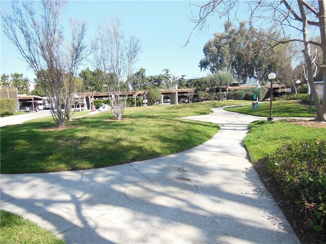 23515 Lyons Avenue 116, Valencia, CA 91355