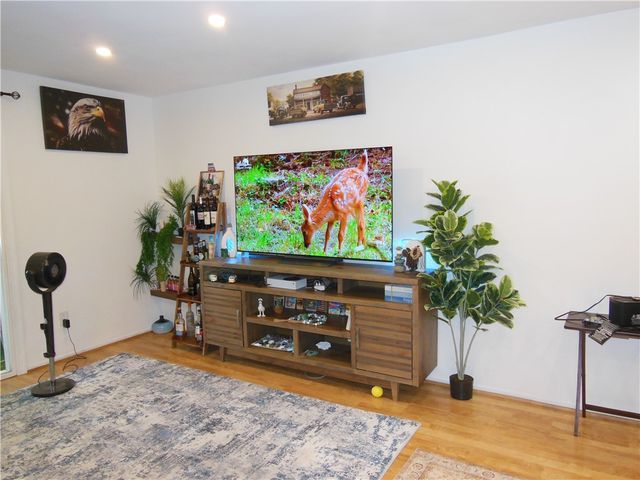 23515 Lyons Avenue 116, Valencia, CA 91355