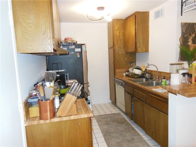 23515 Lyons Avenue 116, Valencia, CA 91355