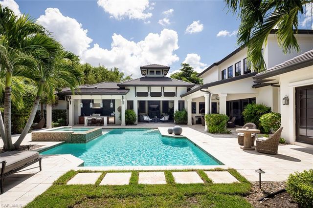 3170 Crayton RD, Naples, FL 34103