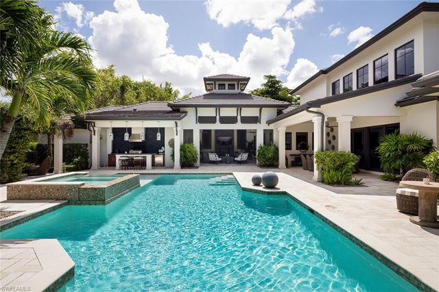 3170 Crayton RD, Naples, FL 34103