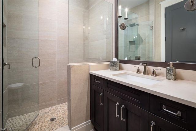 3170 Crayton RD, Naples, FL 34103