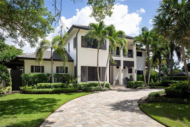3170 Crayton RD, Naples, FL 34103