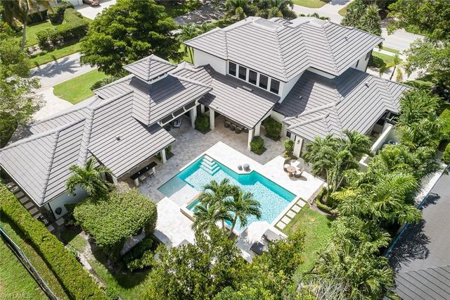3170 Crayton RD, Naples, FL 34103