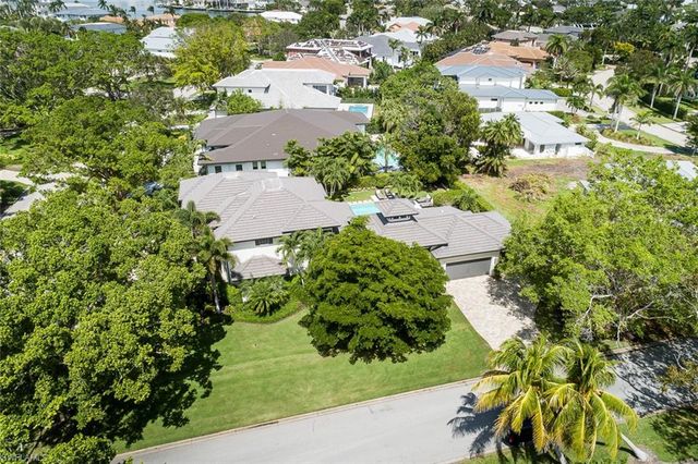 3170 Crayton RD, Naples, FL 34103