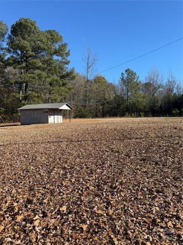 2755 US 74 Highway E, Wadesboro, NC 28170