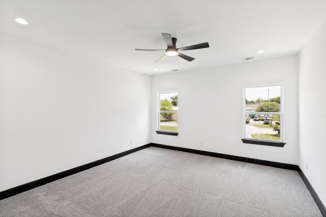 2420 Starks Avenue, Dallas, TX 75215
