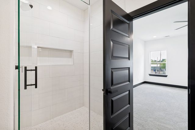 2420 Starks Avenue, Dallas, TX 75215