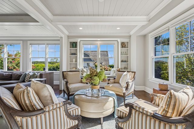 11 Edgewater Hillside, Westport, CT 06880