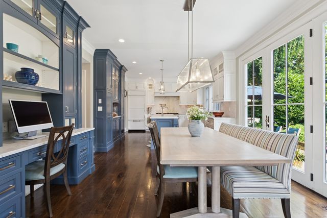 11 Edgewater Hillside, Westport, CT 06880