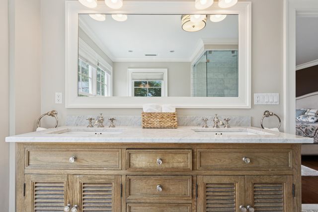 11 Edgewater Hillside, Westport, CT 06880