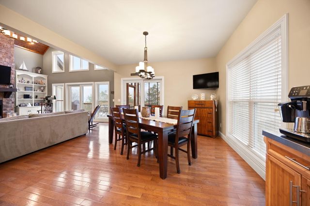 155 W Canterbury, Bronston, KY 42518