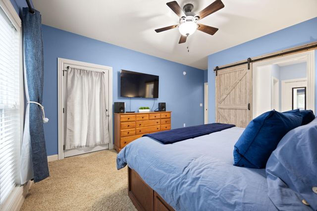 155 W Canterbury, Bronston, KY 42518