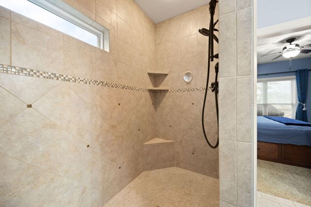 155 W Canterbury, Bronston, KY 42518