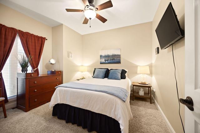 155 W Canterbury, Bronston, KY 42518