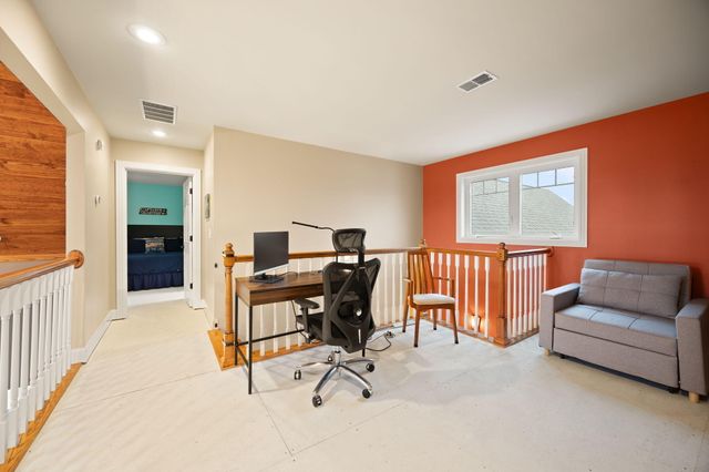 155 W Canterbury, Bronston, KY 42518