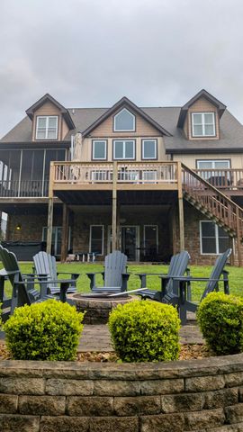 155 W Canterbury, Bronston, KY 42518