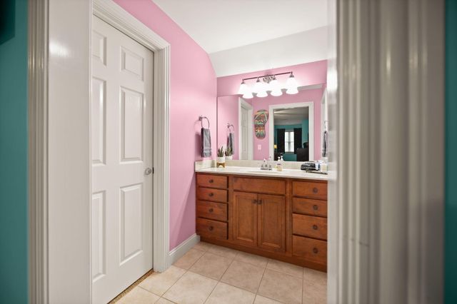 155 W Canterbury, Bronston, KY 42518