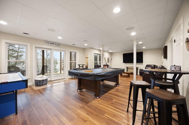 155 W Canterbury, Bronston, KY 42518