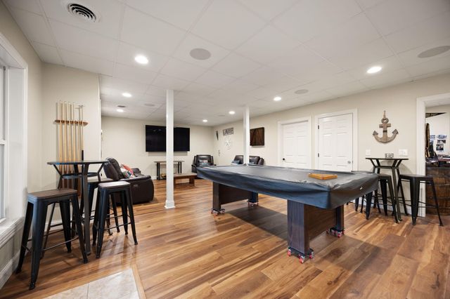 155 W Canterbury, Bronston, KY 42518