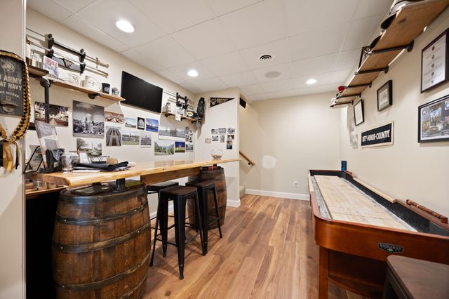 155 W Canterbury, Bronston, KY 42518