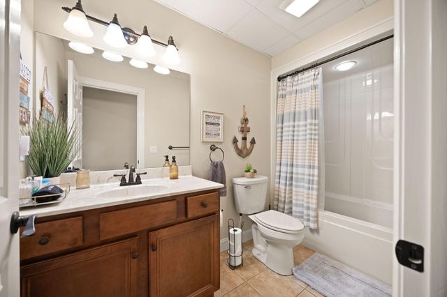 155 W Canterbury, Bronston, KY 42518