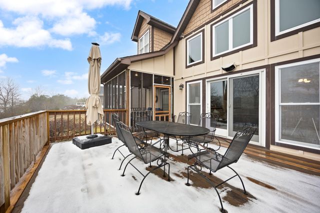 155 W Canterbury, Bronston, KY 42518