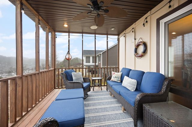 155 W Canterbury, Bronston, KY 42518