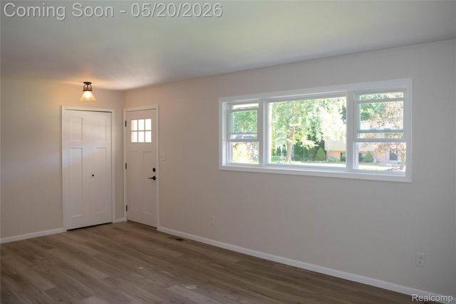 58085 DULWICH, Washington Township, MI 48094