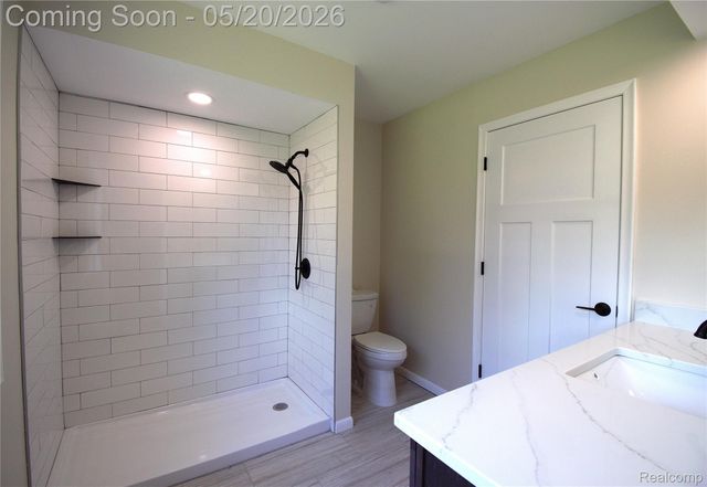 58085 DULWICH, Washington Township, MI 48094