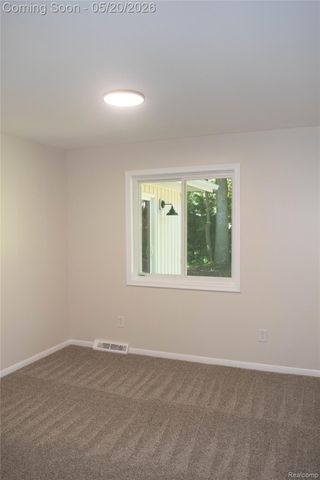 58085 DULWICH, Washington Township, MI 48094