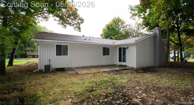 58085 DULWICH, Washington Township, MI 48094