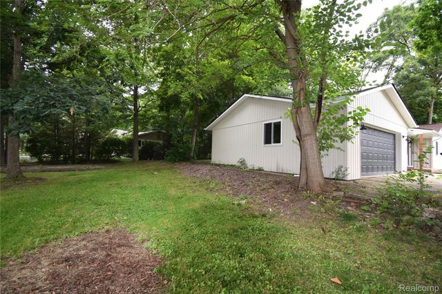 58085 DULWICH, Washington Township, MI 48094